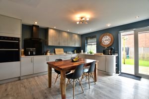 Photo 7- click for photo gallery